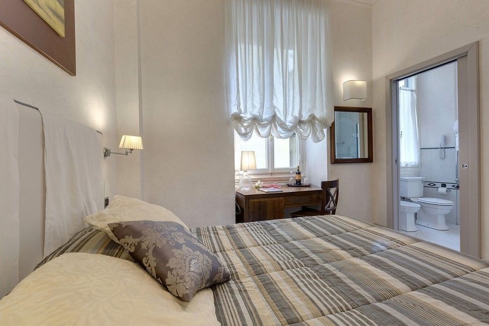 Отель Il Salotto Di Firenze Экстерьер фото